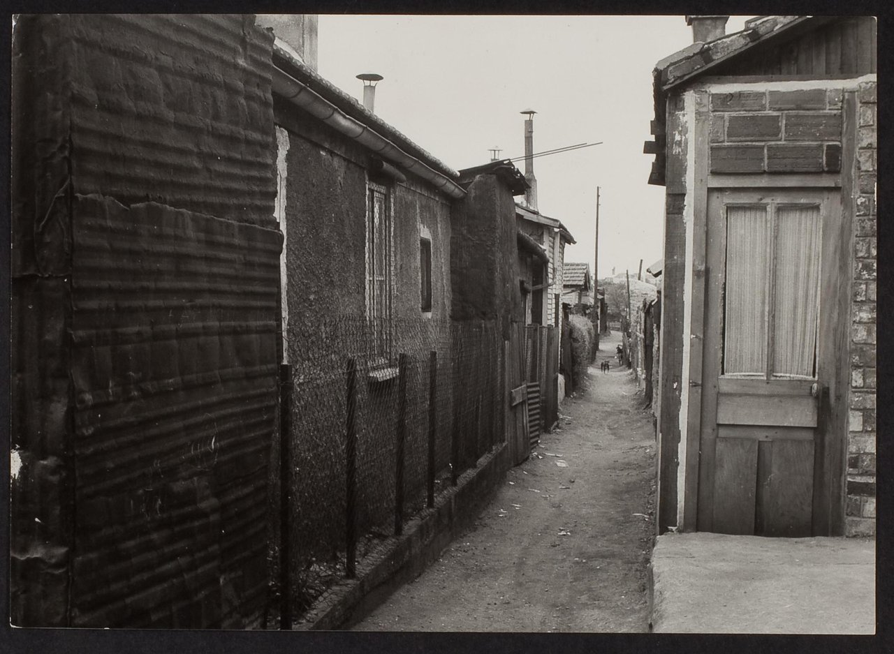 archive · « franc-moisin : des bidonvilles à la place rouge », Saint-Denis