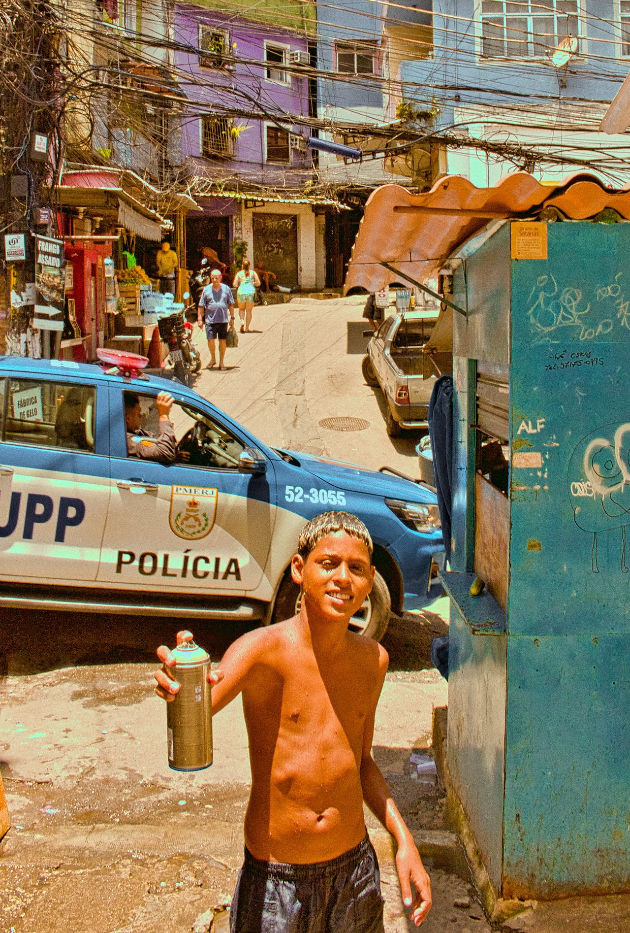 breninho, terror de la rua 4 · « favela ocho », Rio de Janeiro, 2026