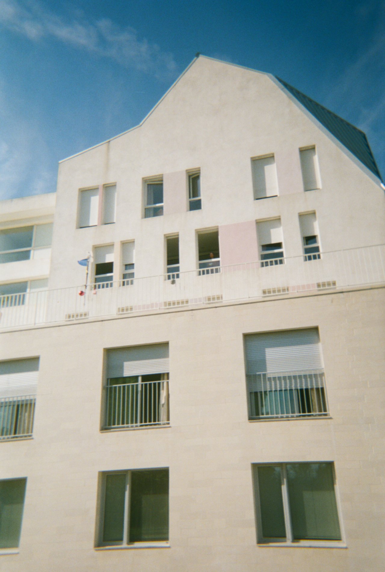 l’ehpad de la marie · « la cité aux fleurs », Marseille, 2023